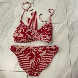 Red Cárter Bathing Suit